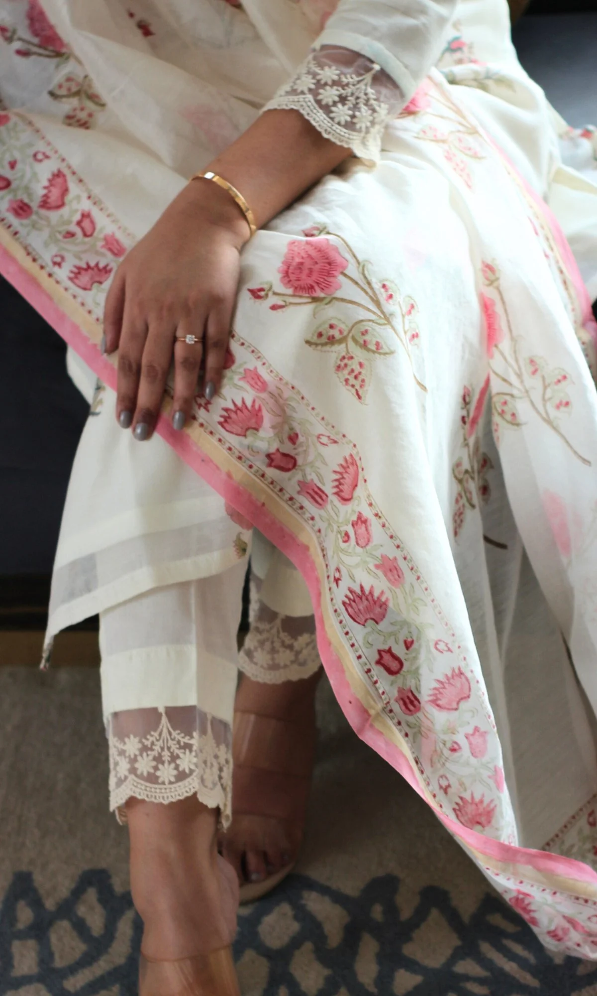 Chanderi Handblock White and Pink Suit and Dupatta with Cotton Pants - Image 4