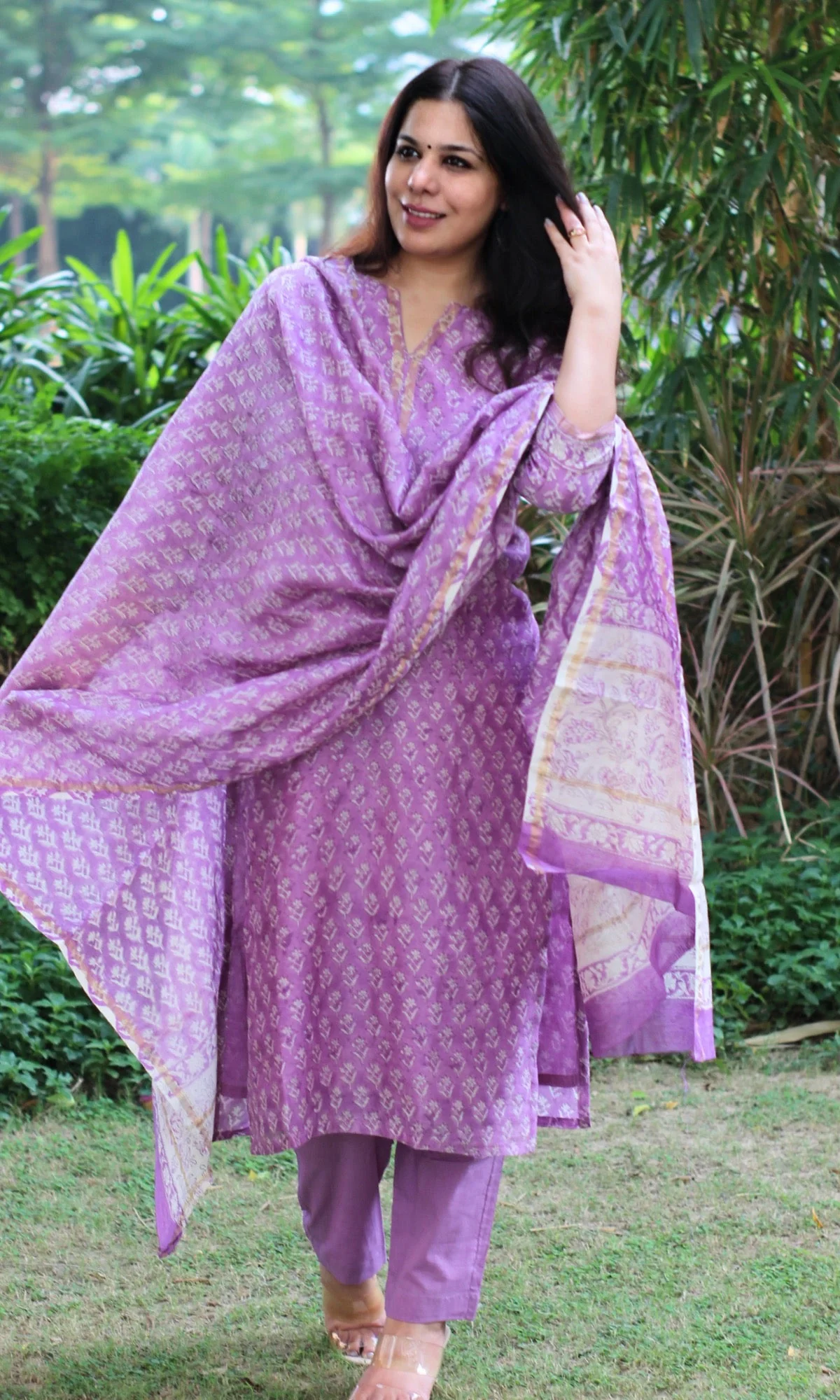 Chanderi Silk Handblock Purple Kurta and Dupatta with Cotton Pants - Image 3