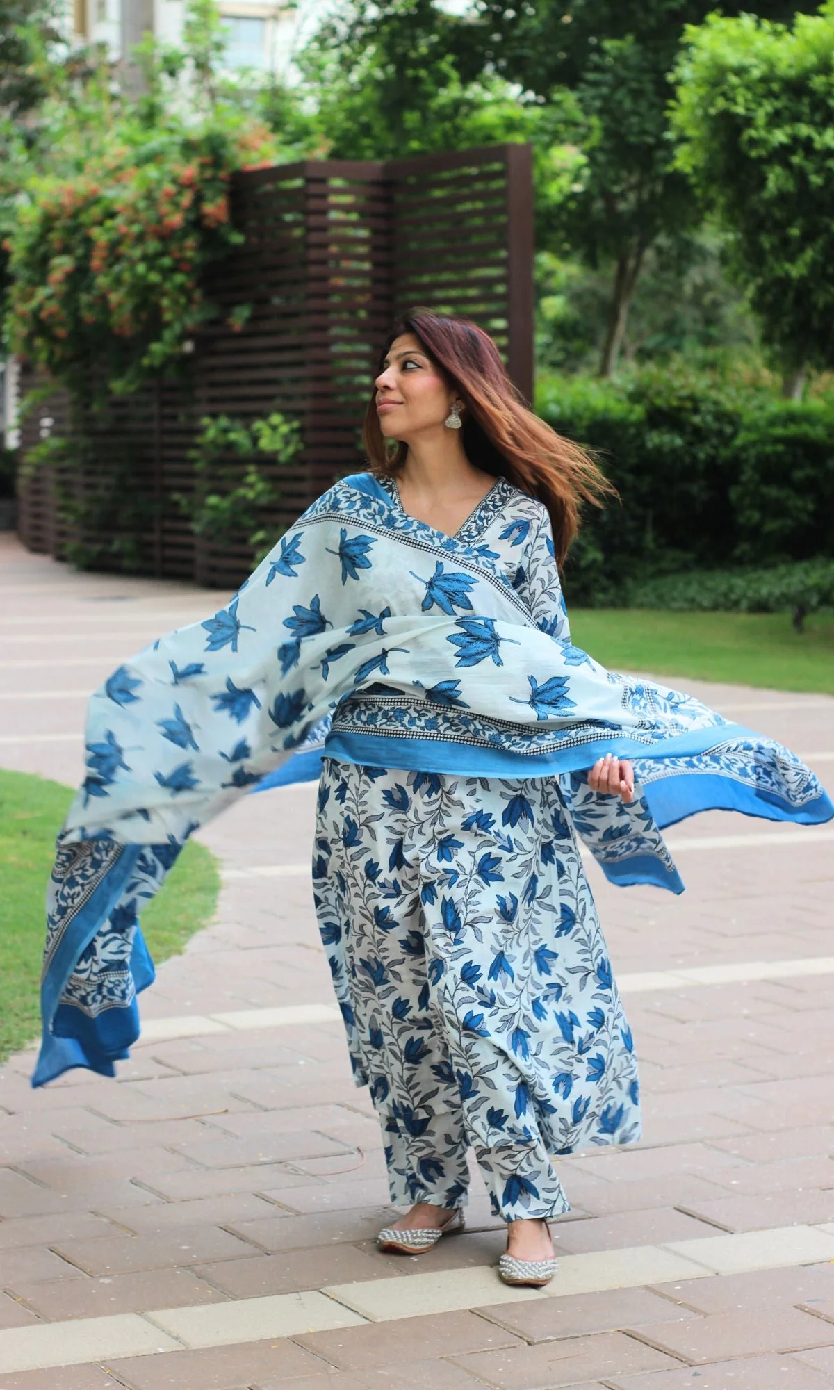 Cotton A-line White & Blue Leafy Suit Set with Cotton Printed Dupatta - Image 4