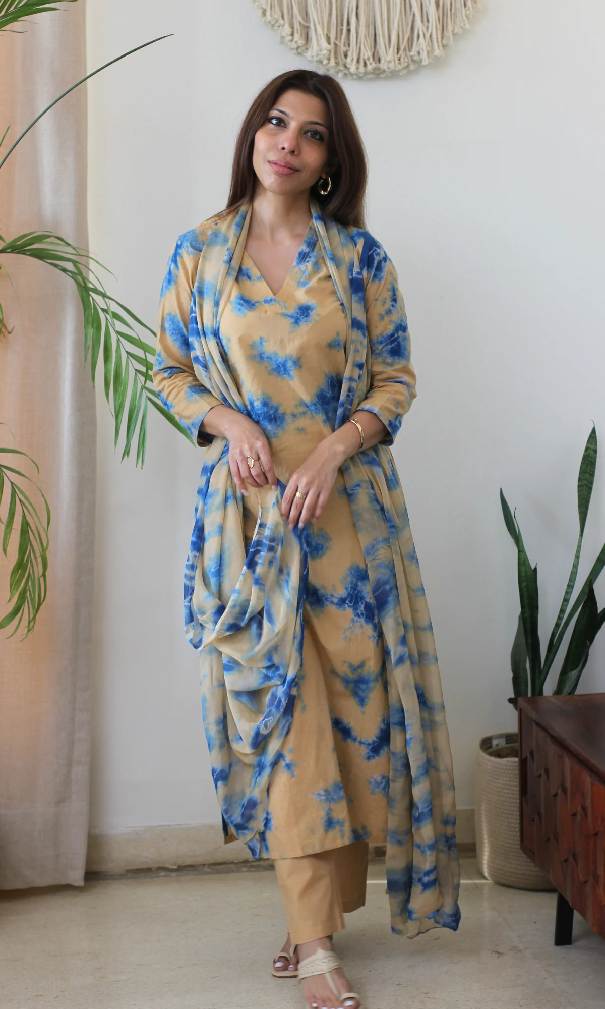 Cotton Amber Indigo African Shibori Kurta, Chiffon Dupatta & Cotton Pants - Image 4