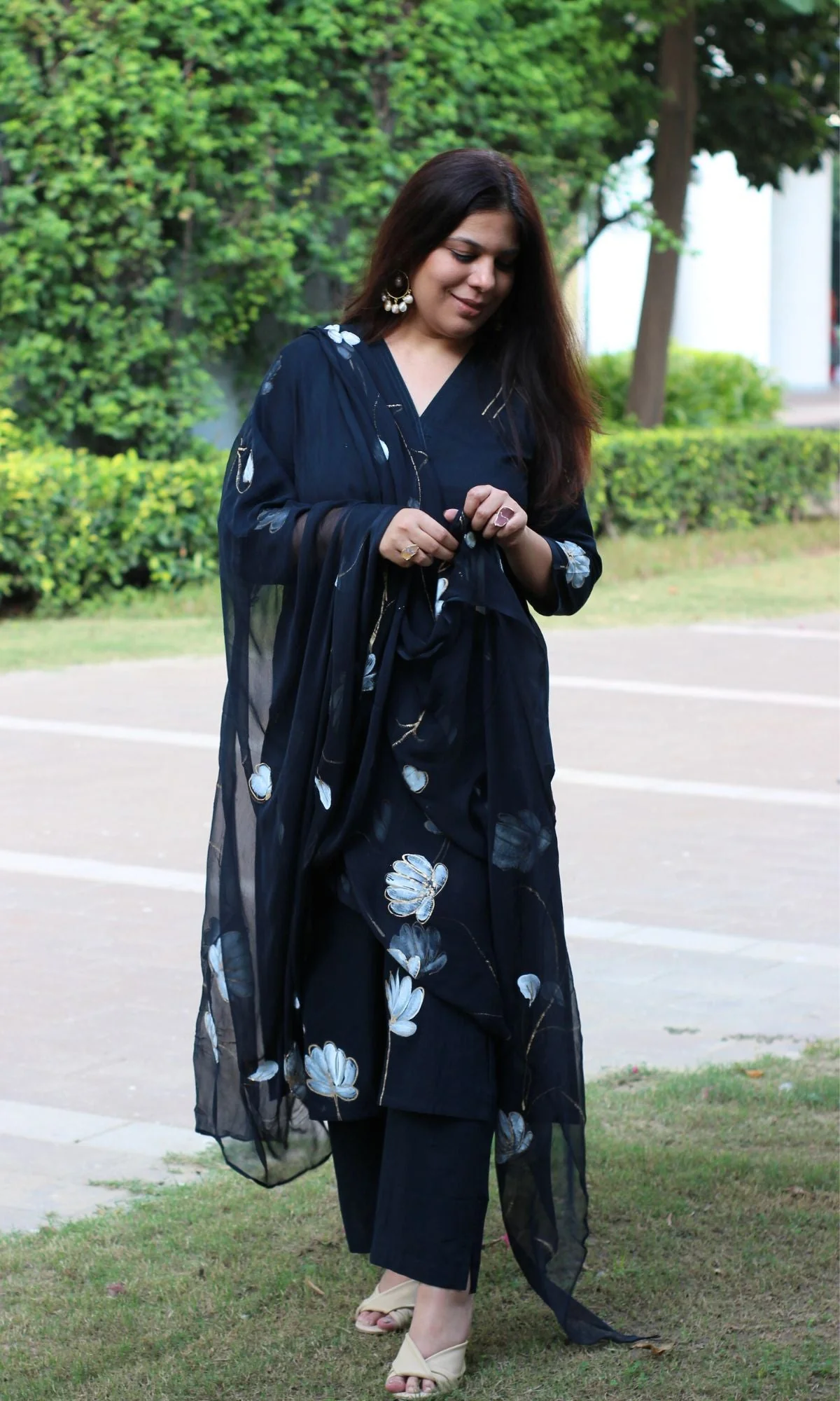 Cotton Midnight Handbrush Suit Set with Chiffon Handpainted Dupatta - Image 4