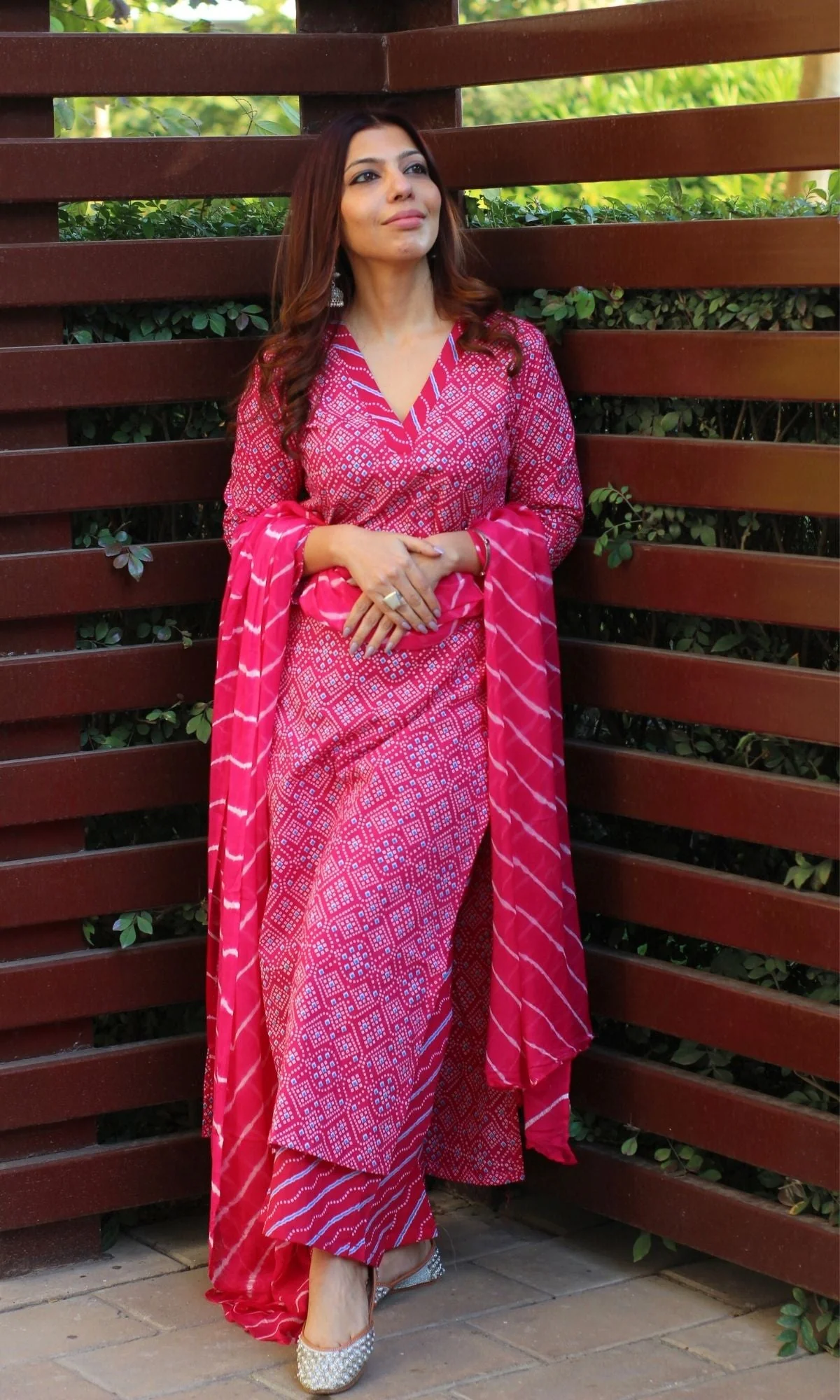 Cotton Bandhani Print Hot Pink Suit Set with Printed Chiffon Dupatta - Image 5