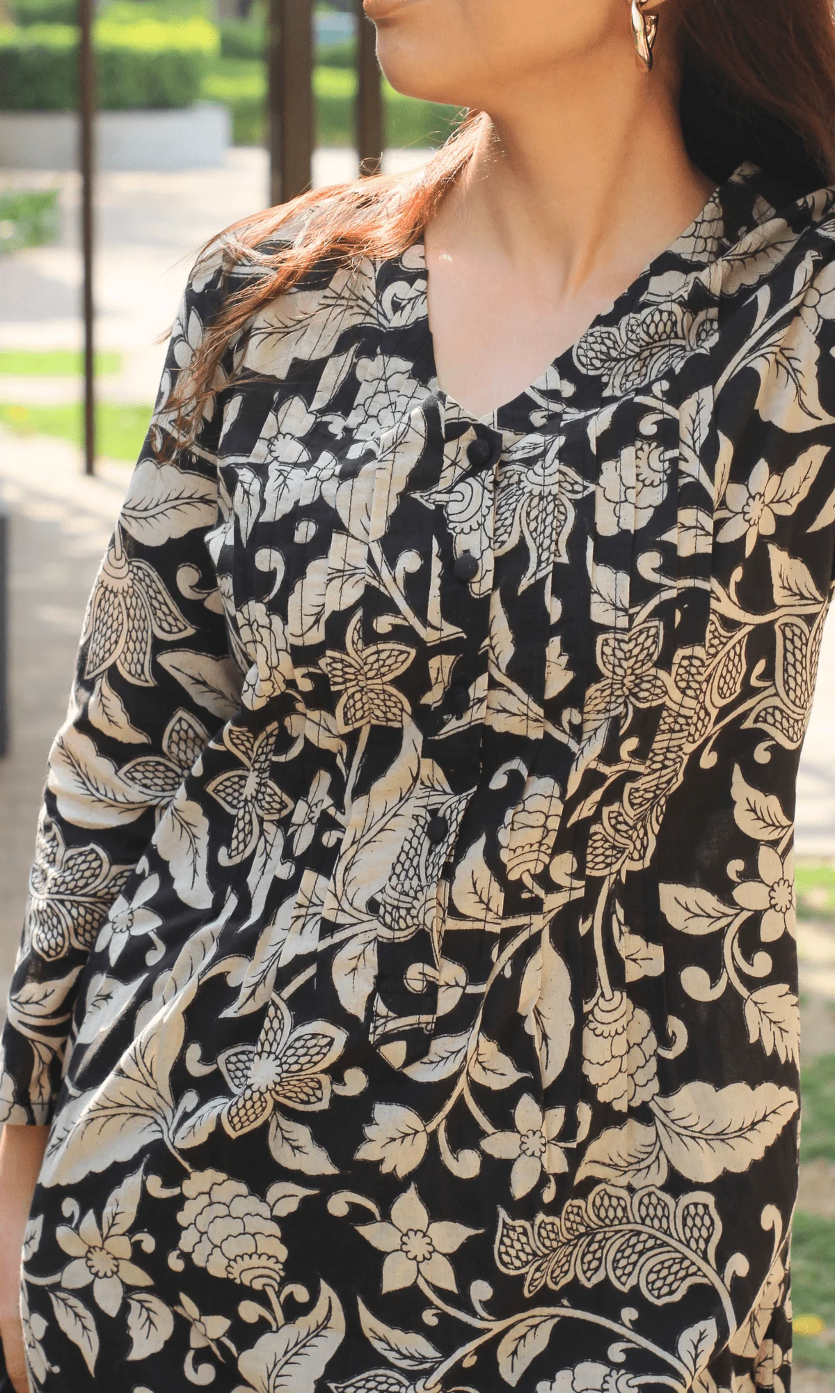 Cotton Black Kalamkari Pleated Buttoned Kurta & Pant - Image 2