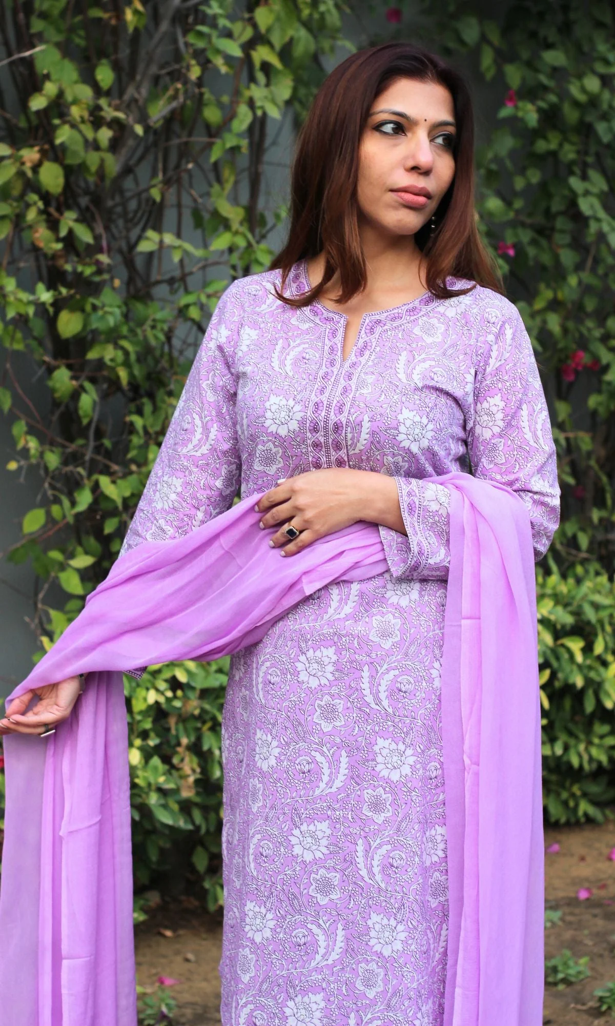 Cotton Block Print Lilac Suit Set with Chiffon Dupatta - Image 4