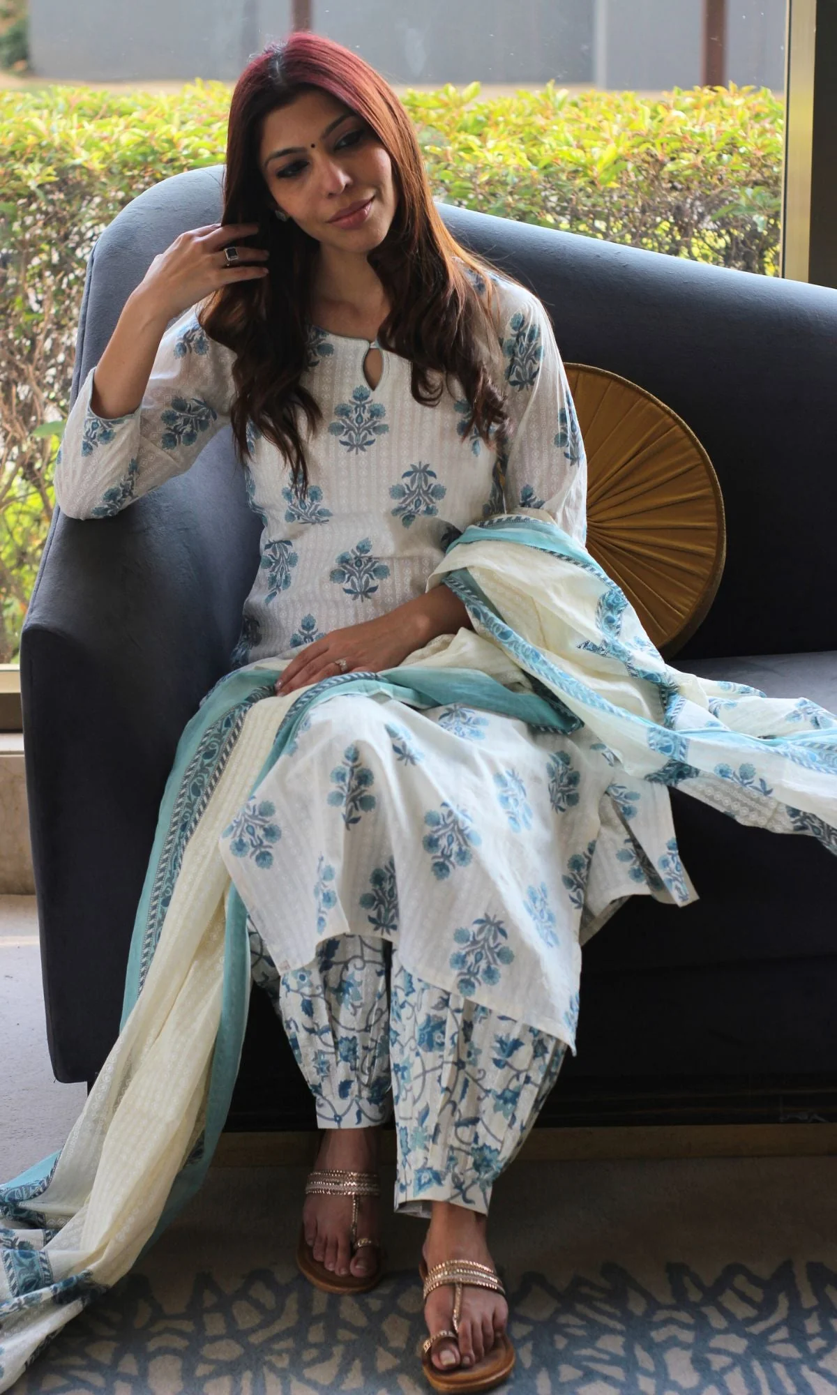 Cotton Textured Blue Mughal Print Suit Set with Printed Mul Dupatta - Image 4