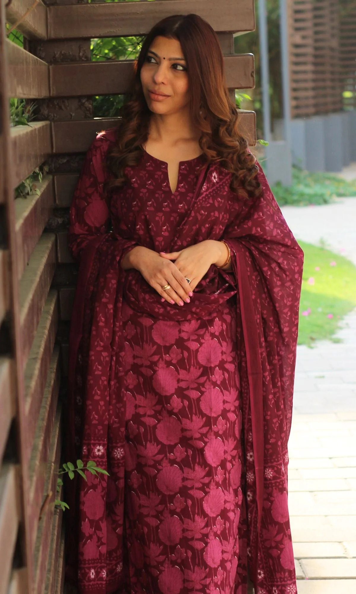 Cotton Block Print Wine Suit Set with Printed Cotton Dupatta - Image 5