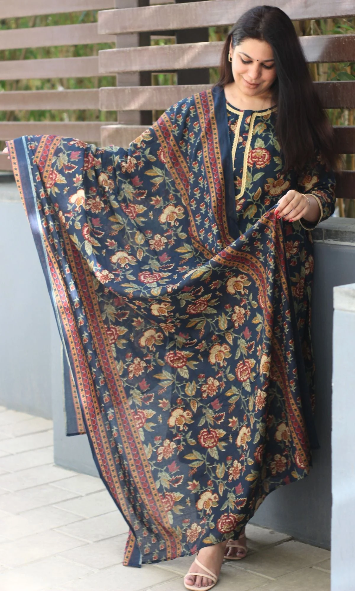 Cotton Navy Blue Printed Suit Set with Printed Cotton Dupatta - Image 4
