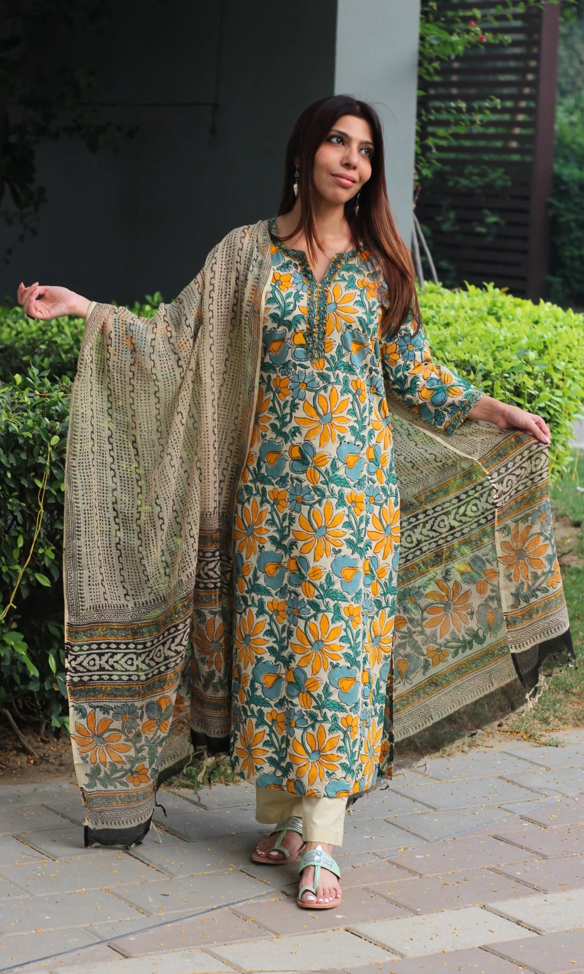 Cotton Green & Yellow Kalamkari Handblock Suit with Printed Dupatta - Image 5