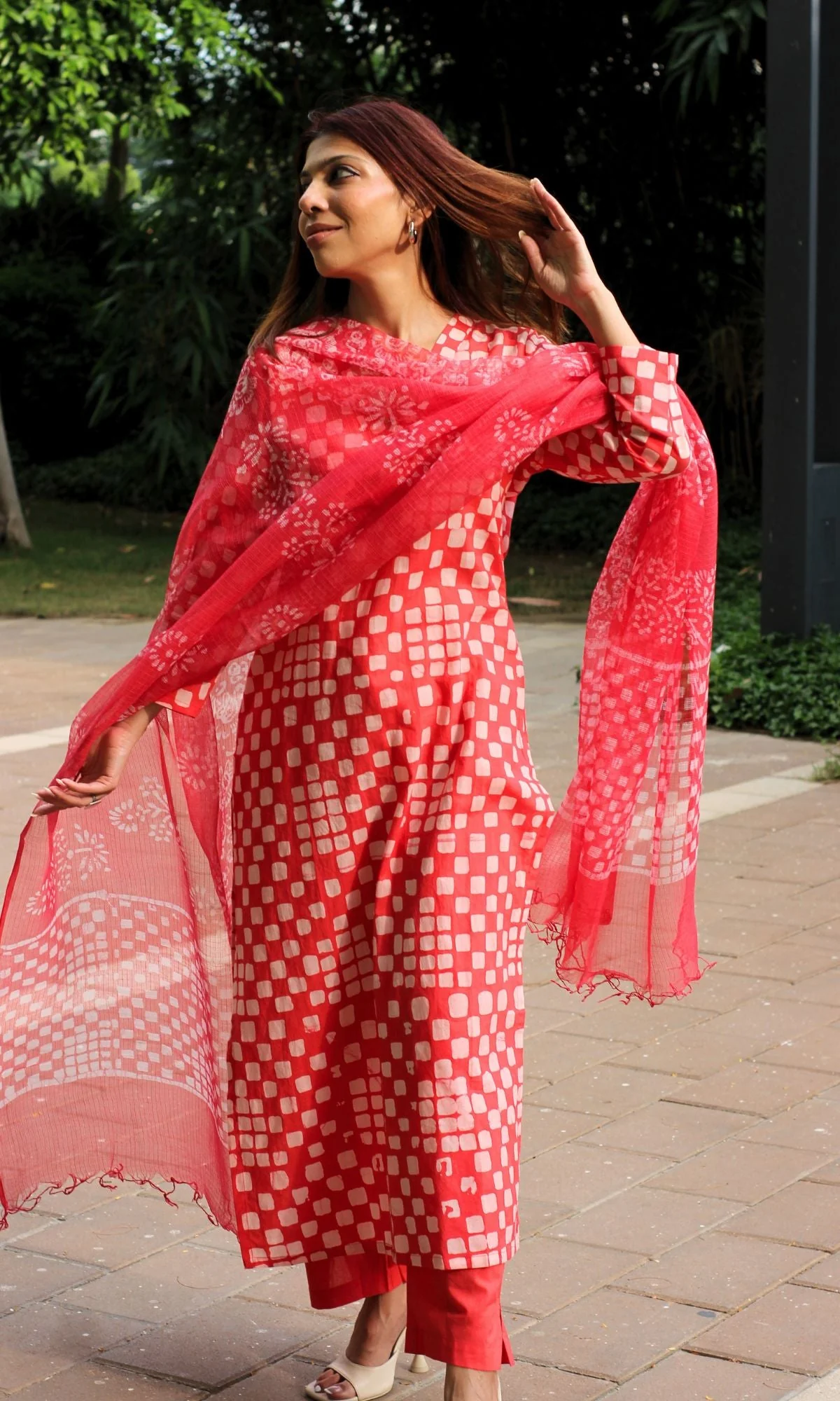 Cotton Handblock Carrot Suit Set with Kota Handblock Dupatta - Image 4
