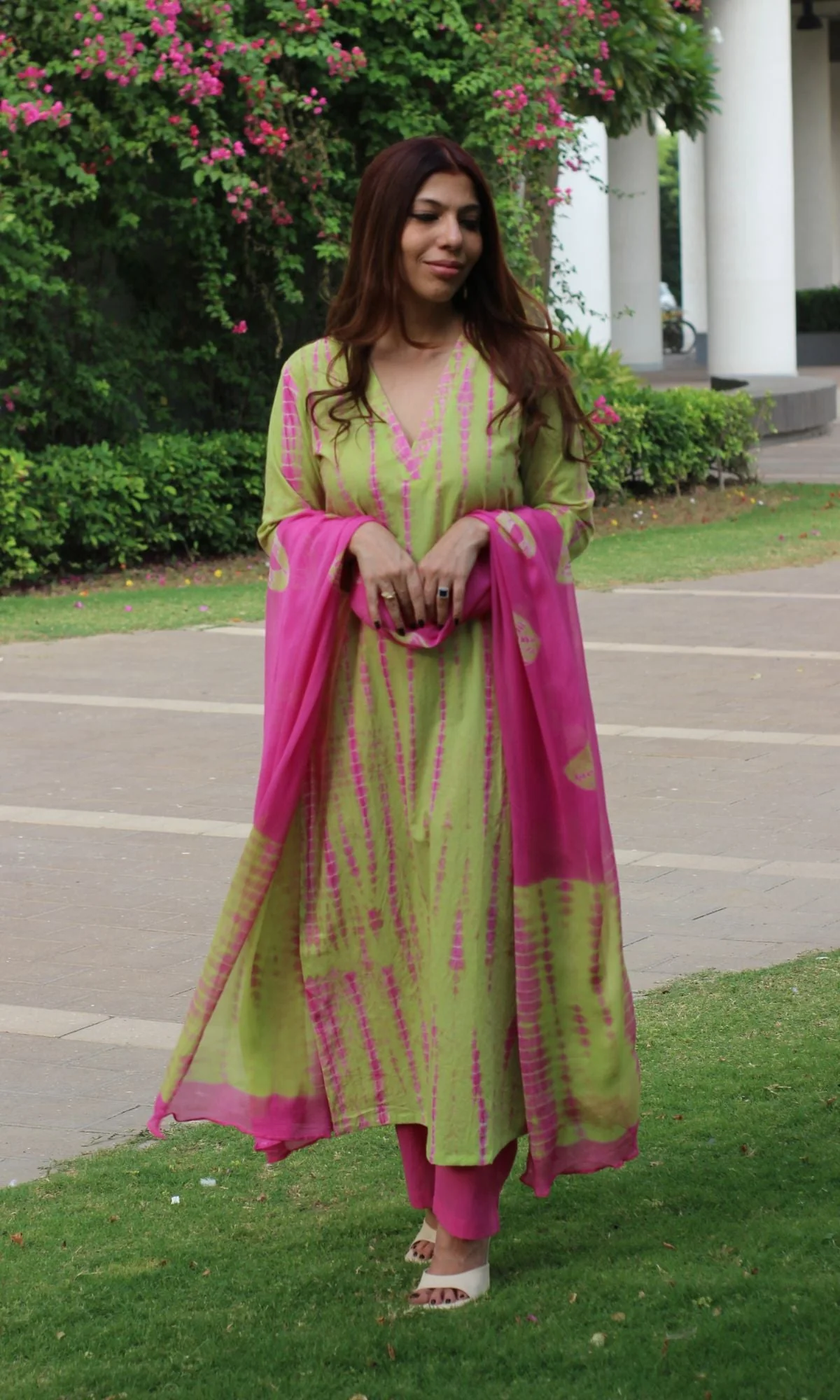 Cotton Handblock Lime Green Tie and Dye Suit set with Chiffon Dupatta - Image 4