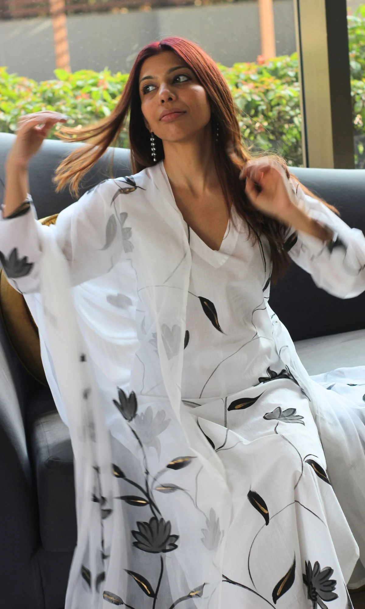 Cotton Handbrush Black Flower Suit Set with Chiffon Handbrush Dupatta - Image 3