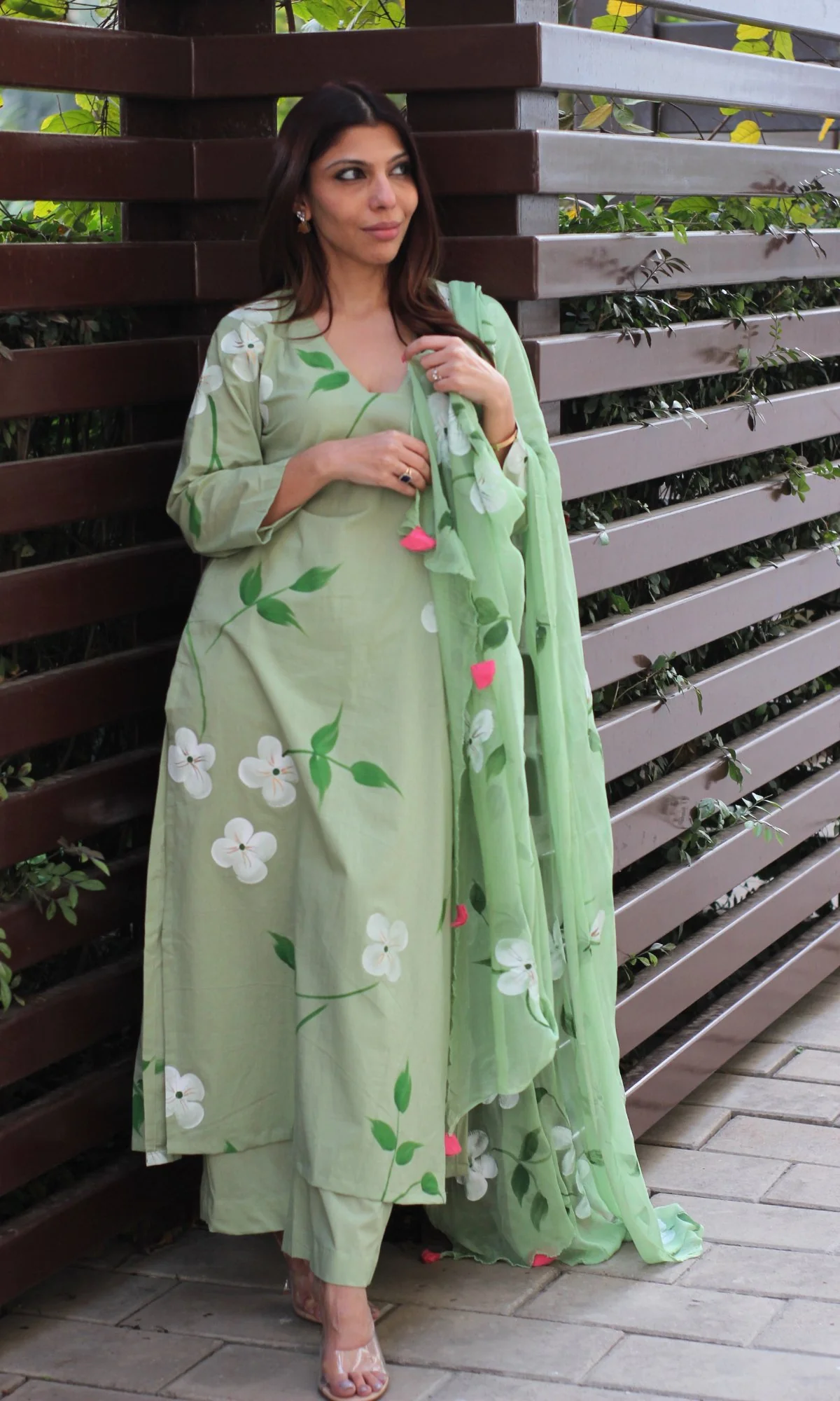 Cotton Handbrush Green Suit Set with Handbrush Chiffon Dupatta - Image 4