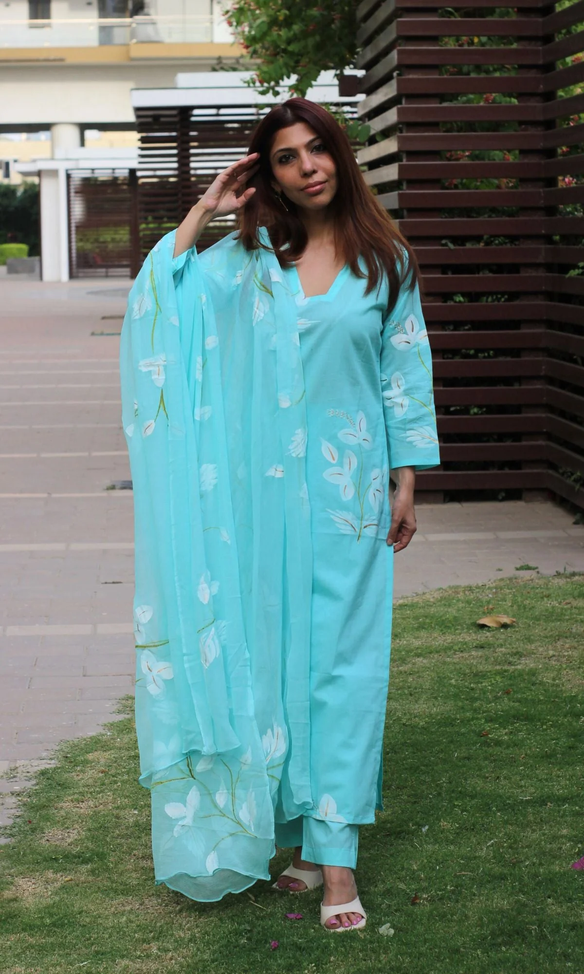 Cotton Handbrush Sky Blue Suit Set with Handbrush Chiffon Dupatta - Image 5