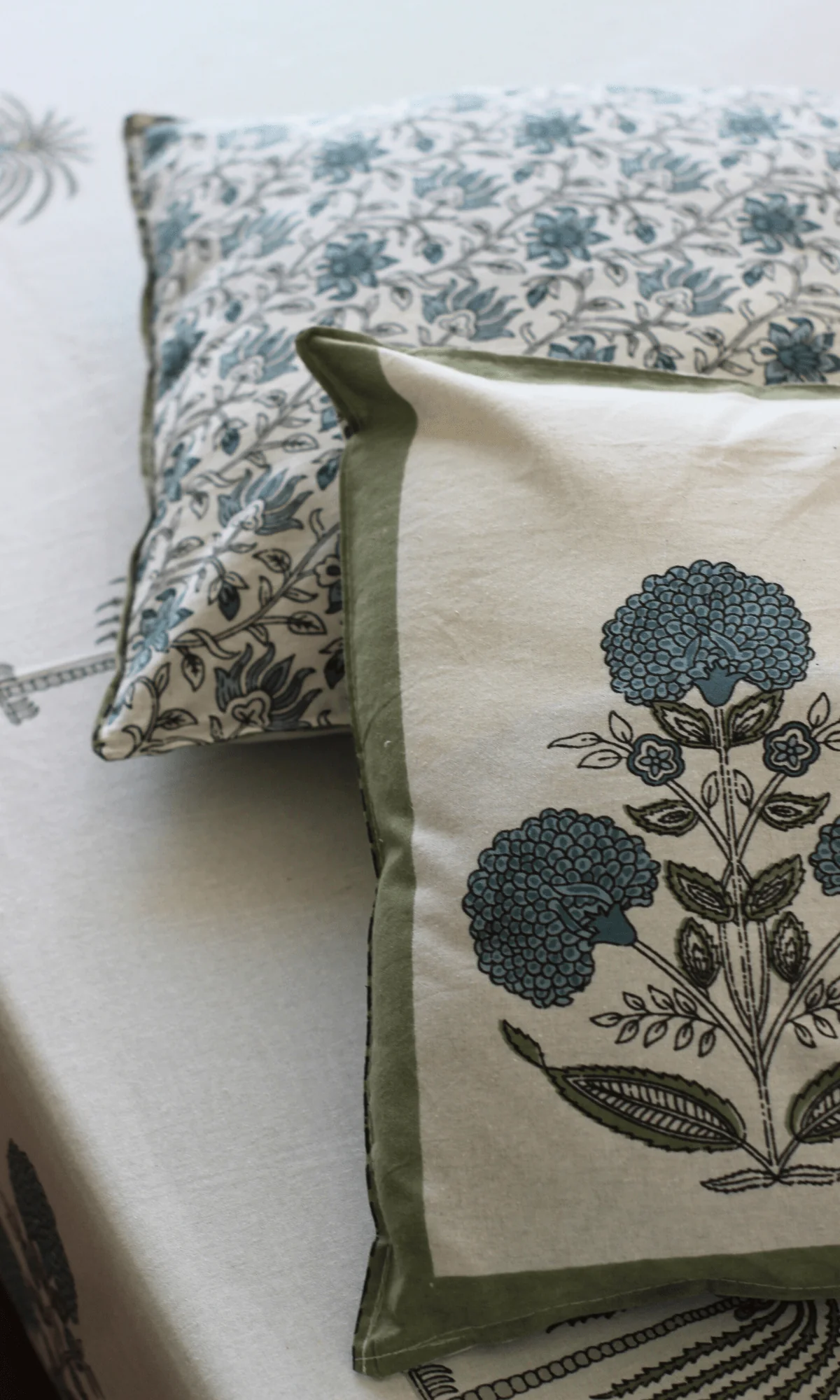 Cotton Indigo Bloom Mughal Print King Size Bedsheet with 2 Pillow Covers - Image 2