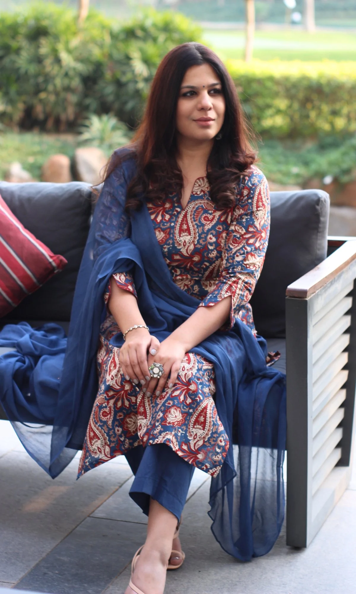 Cotton Kalamkari Print Royal Blue Suit Set with Chiffon Dupatta - Image 5