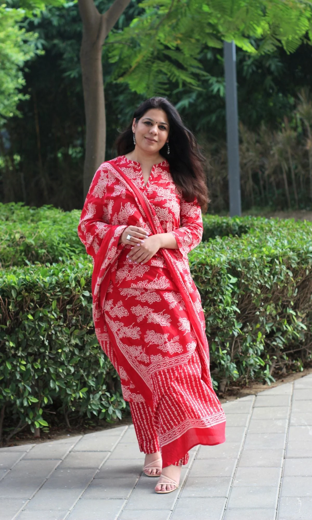 Cotton Red Printed Suit Set with Mul Printed Dupatta - Image 4