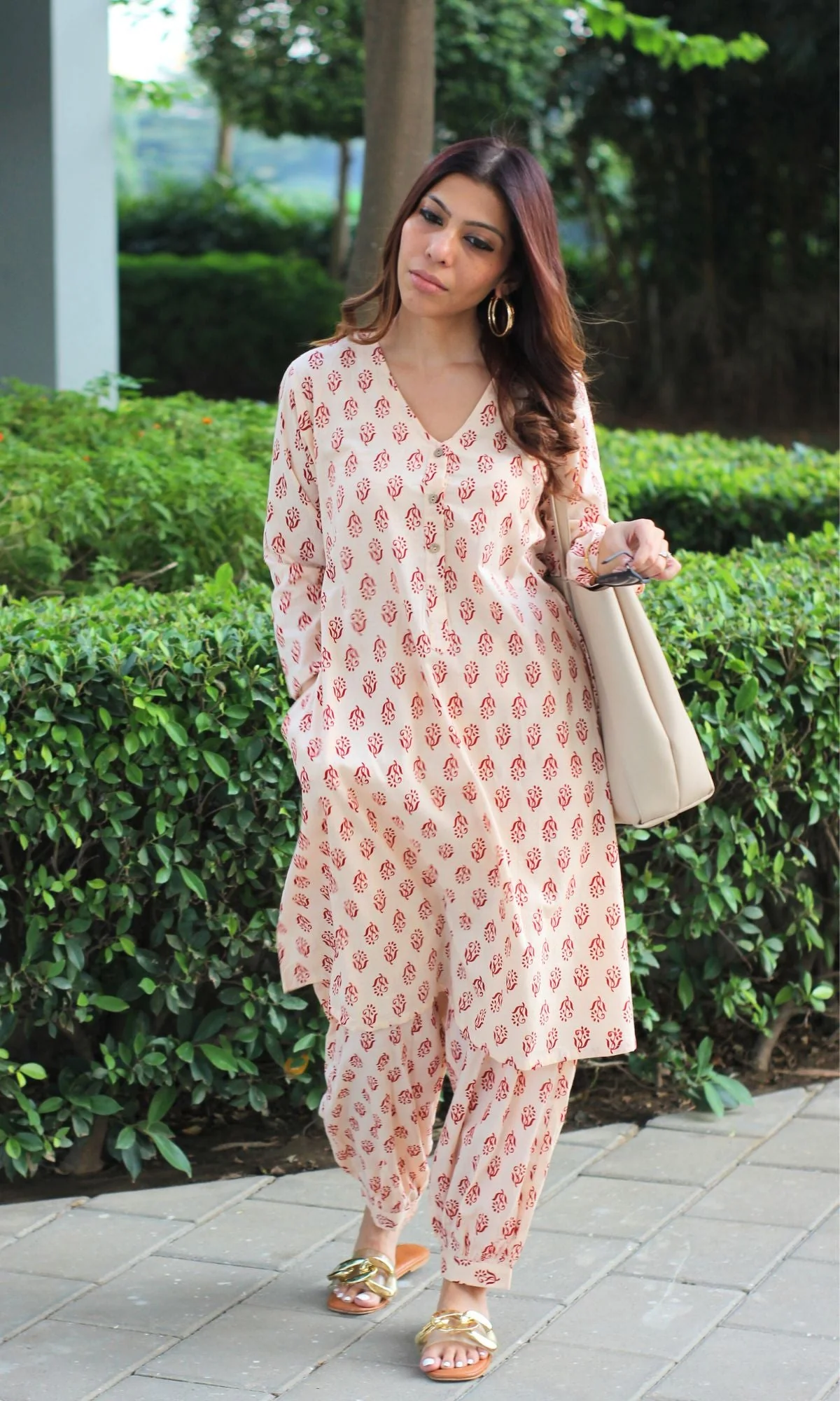 Cotton Off White with Red boota A-line Kurta & Pathani Style Pants - Image 2