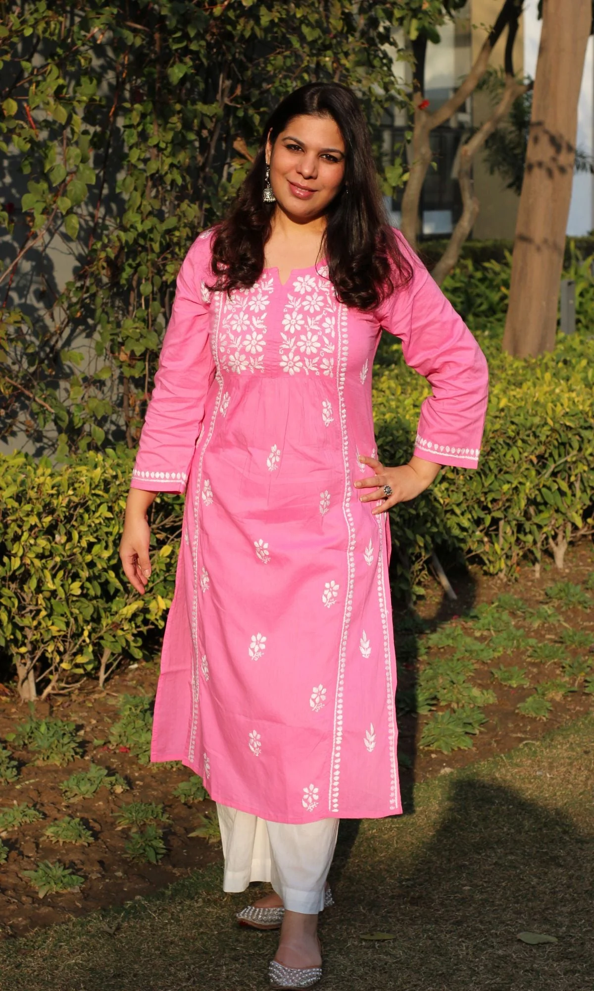 Cotton Pink Handwork Chikankari Naira Cut Kurta - Image 3