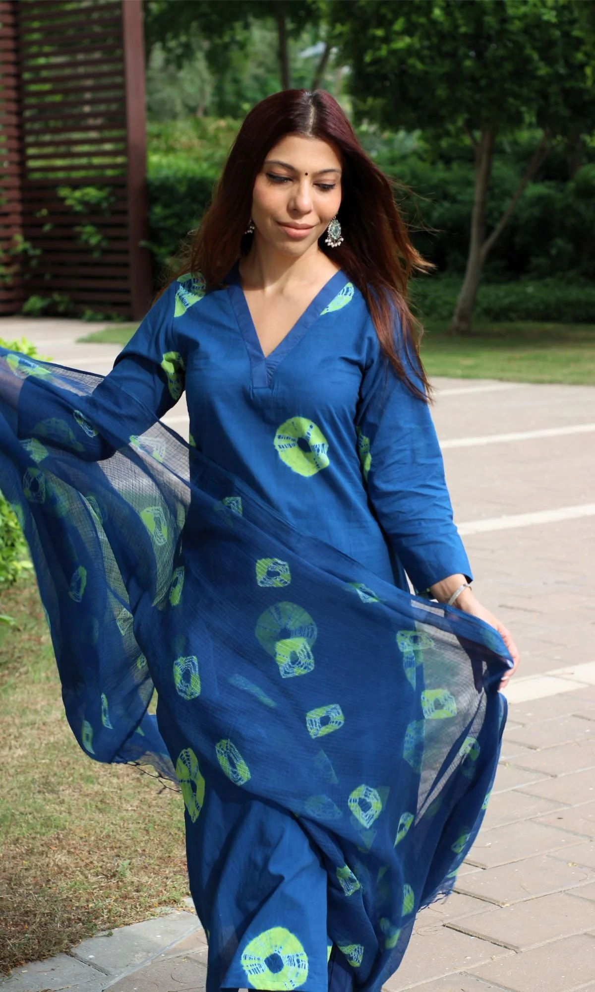 Cotton Royal Blue Shibori Suit Set with Kota Doria dupatta - Image 3
