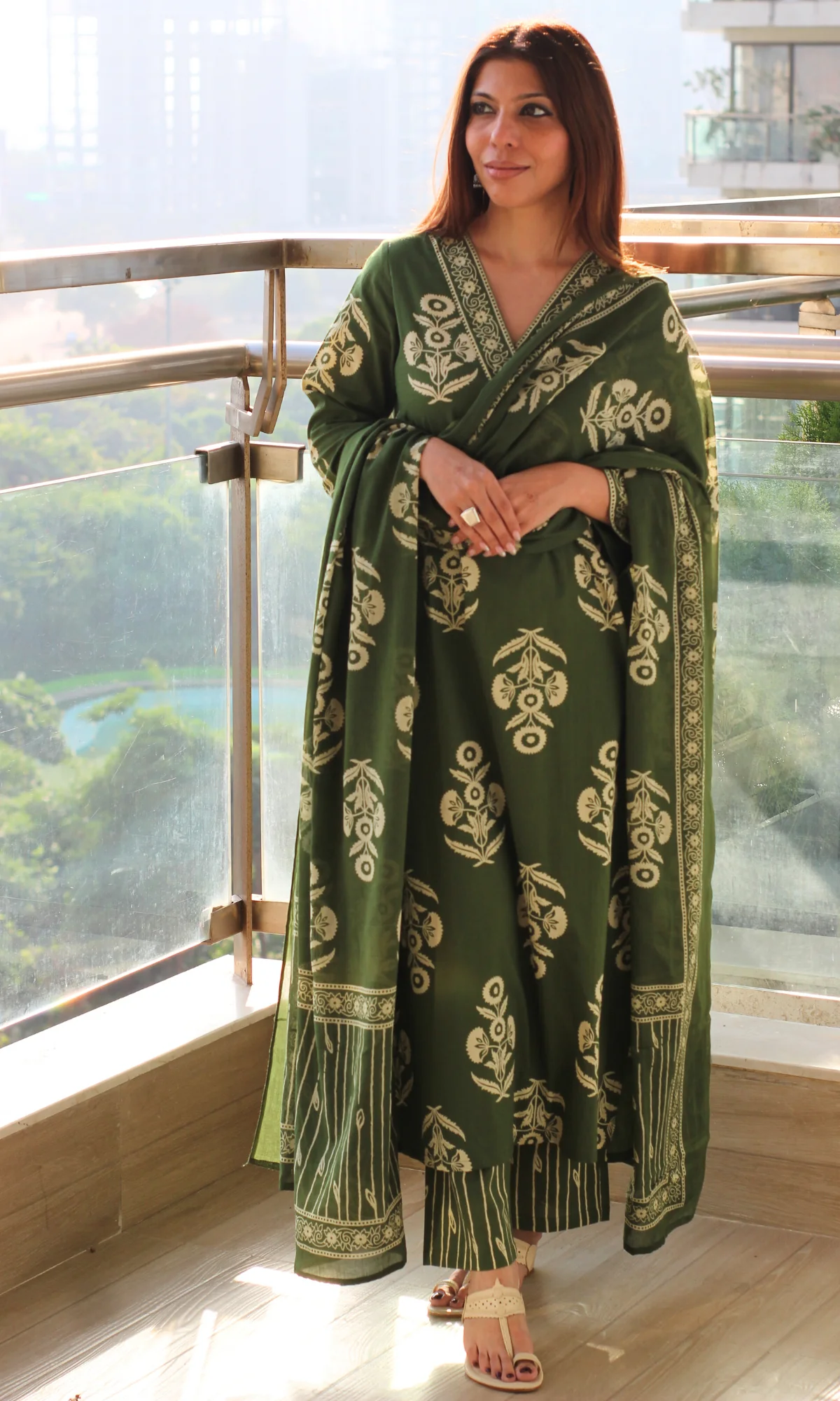 Cotton Royal Green Mughal Print Kurta, Dupatta & Printed Pants