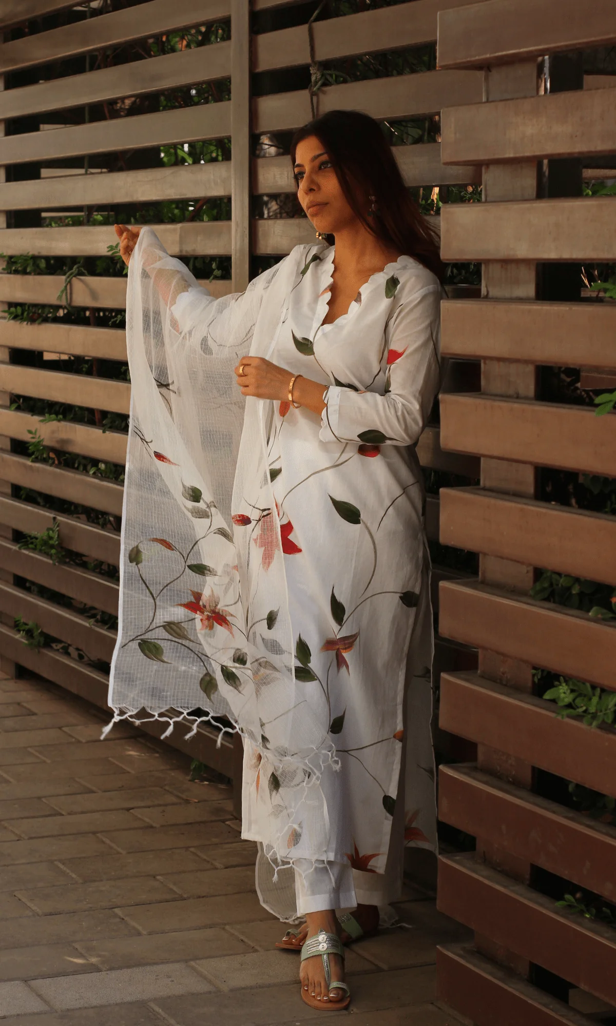 Cotton White Lily Handbrush Painted Suit with Kota doria Handpainted Dupatta - Image 4