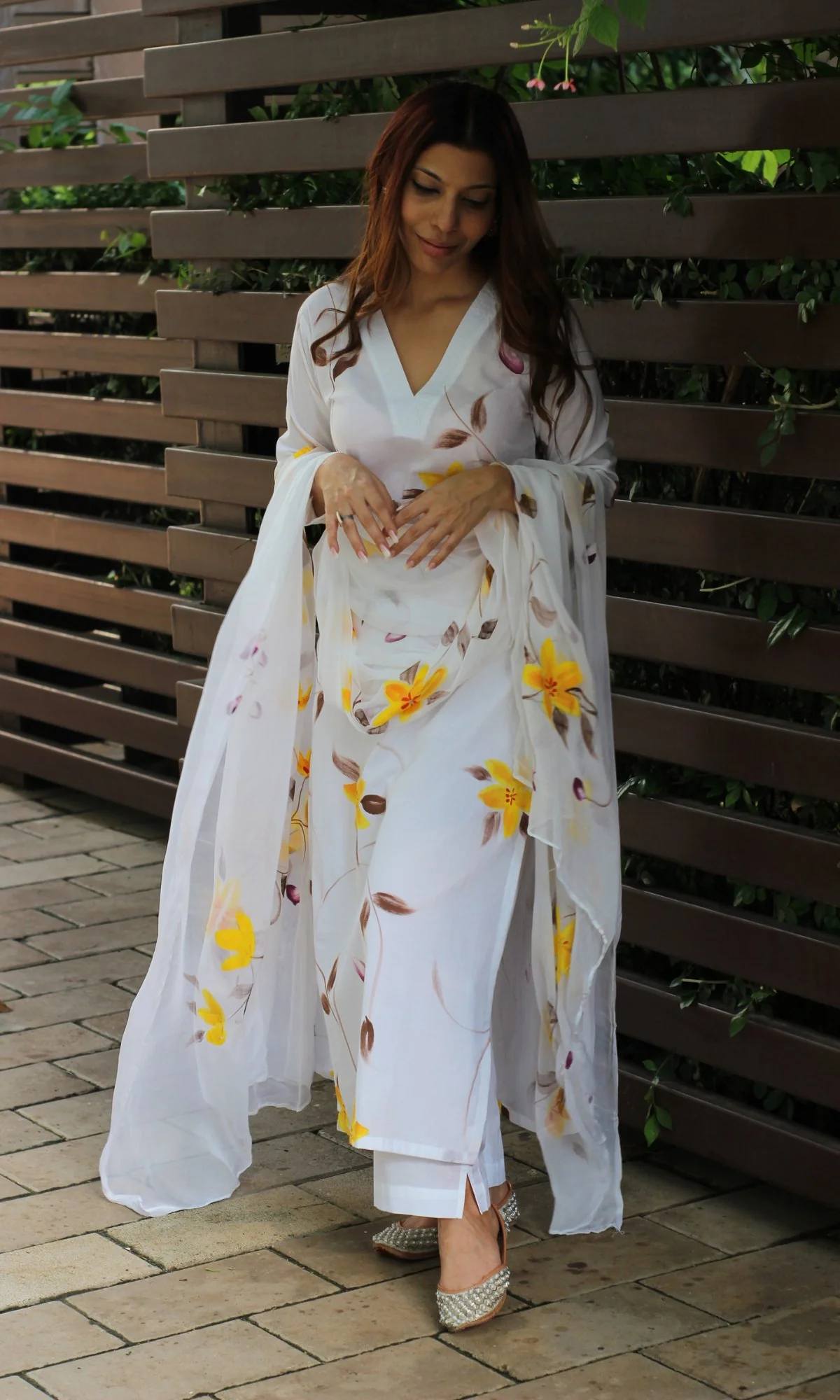 Cotton White & Yellow Handbrush Suit Set with Chiffon Dupatta - Image 6