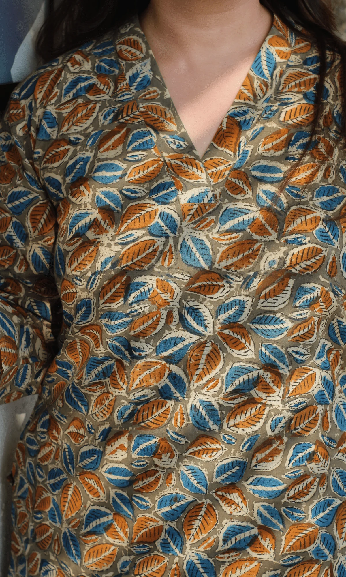 Cotton Yellow & Blue Leaf Print Kalamkari Short Kurta - Image 4