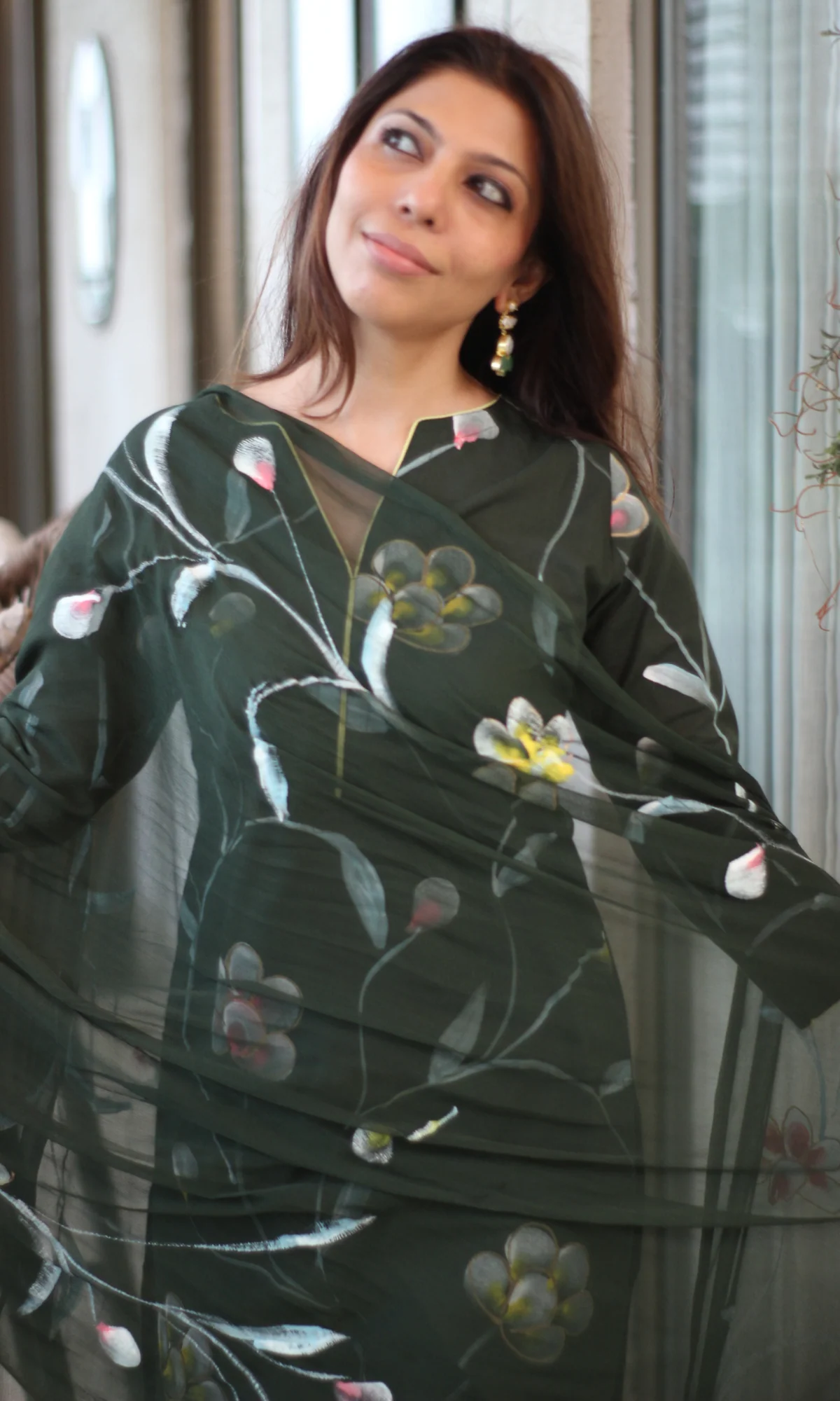 Deep Green & Yellow Hand Painted Kurta, Chiffon Dupatta & Cotton Pants
