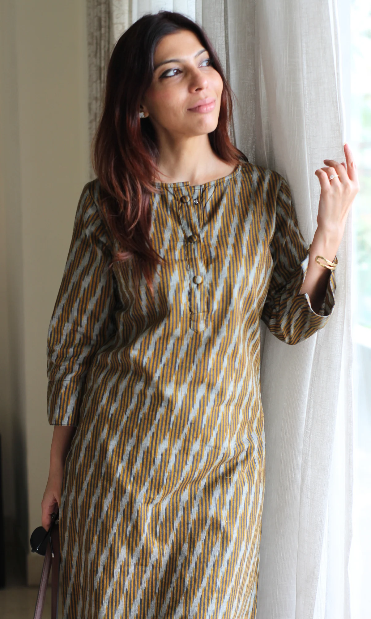 Desert Ikat Buttoned Kurta with Pintuck Pleated Pants - Image 5