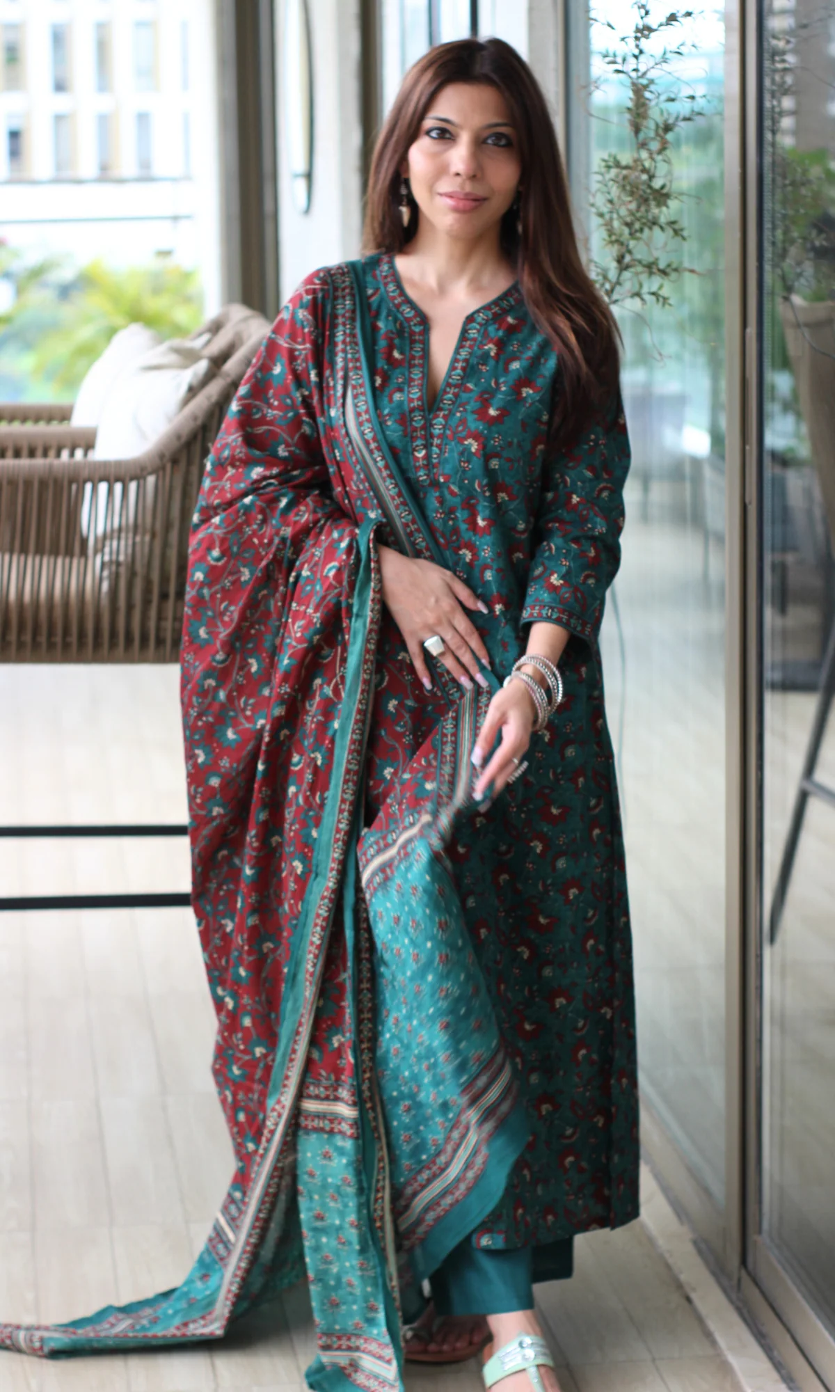Firdaus Green & Red Block Printed Kurta , Dupatta & Cotton Pants - Image 2