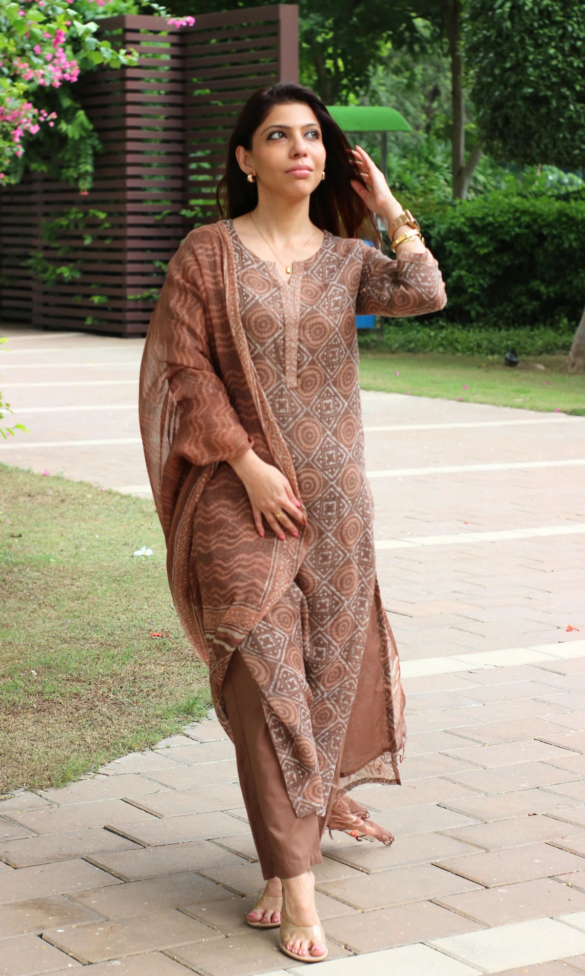 Kota Doria Sandalwood Handblock Print Kurta, Dupatta with Cotton Pants - Image 4