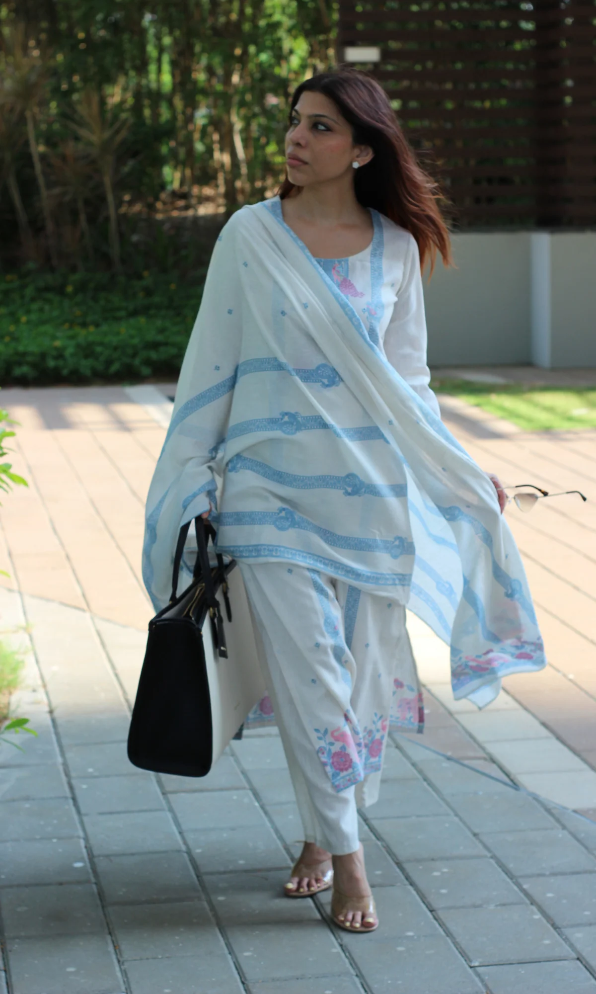Linen Blend Off White Woven Kurta , Dupatta & Linen Blend Pants - Image 6