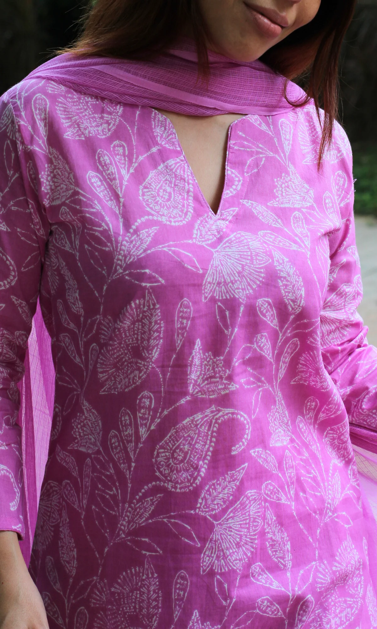 Pink Paisley Printed Cotton Kurta, Pant & Kota Doria Dupatta - Image 2