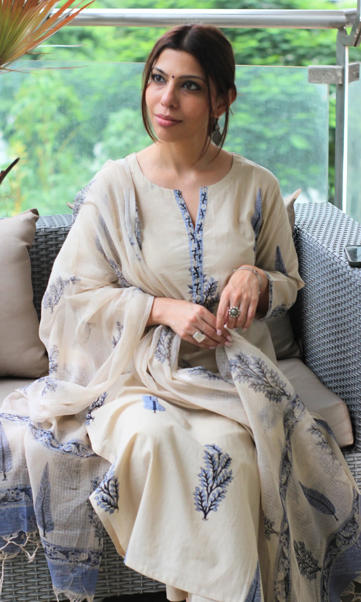 Saira Ferozah Mughal Print Kurta, Kota Dupatta & Cotton Pants - Image 5