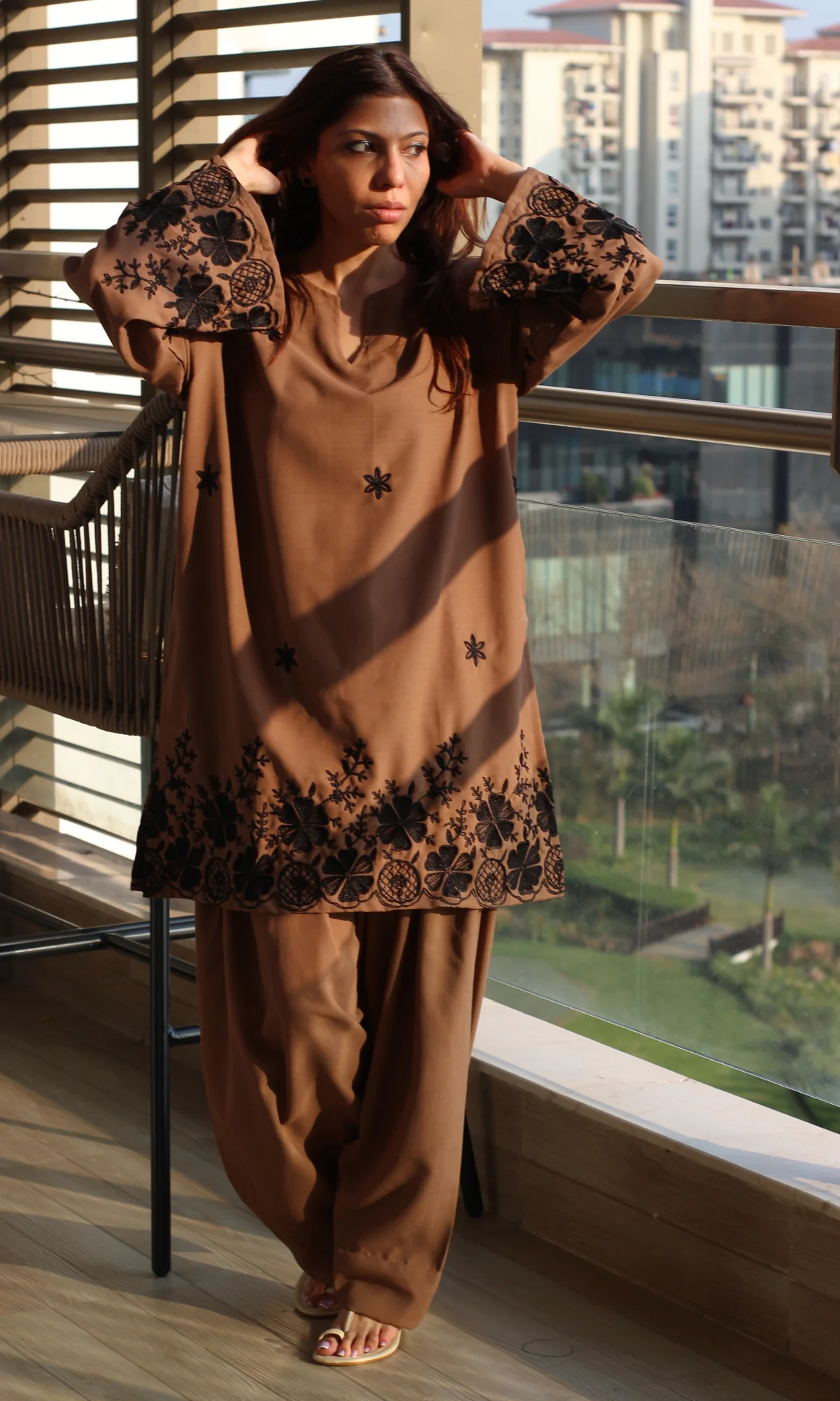 Ziva Mocha Farshi Set - Image 5